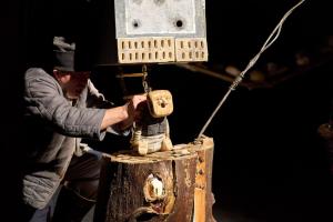 Прэм'ера спектакля "Кацёл з каменьчыкамі"