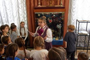 Дом, дзе жывуць лялькі